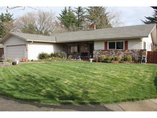 2170 Country Club Ct, Damascus OR  97030 exterior