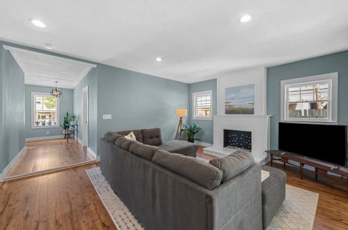 2253 6th Ave, Fort Worth TX  76110-1807 exterior