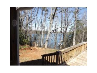 5622 Nags Head Cir, Gainesville, GA 30504-8136