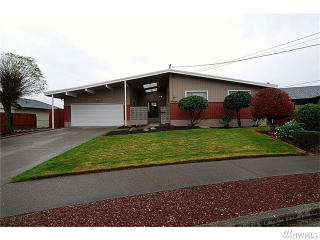 7435 Geiger Cir, Tacoma, WA 98465-1511