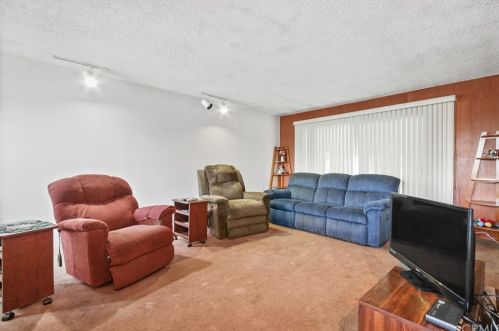 227 Coolidge Ave, Anaheim, CA 92801-4843