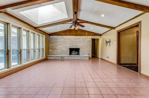 6248 Dilbeck Ln, Dallas TX  75240-5350 exterior