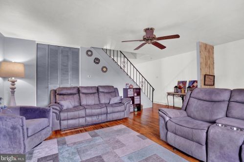 839 Hilton Dr, Lancaster PA  17603-5835 exterior