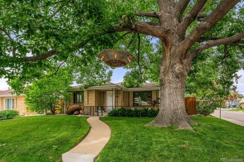 1090 Monroe St, Denver, CO 80209-4942