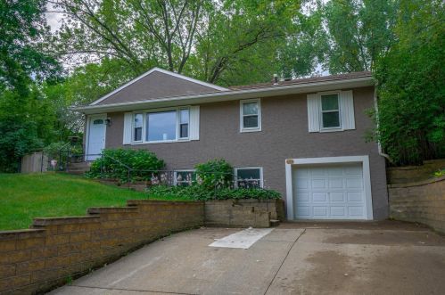 684 Eldridge Ave, Saint Paul MN  55113-6412 exterior