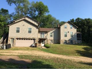 820 Quinmore Ave, St Marys Point, MN 55043-9710