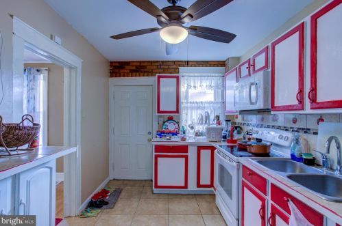 260 Ross St, Lancaster PA  17602-1940 exterior