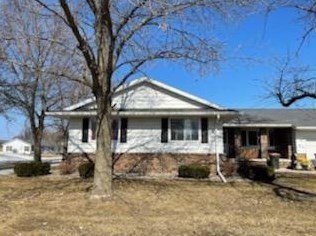 818 Penn Ave, Gaylord, MN 55334-4446