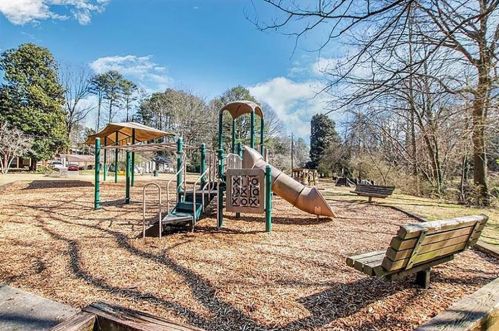 2003 Afond Ct, Atlanta GA  30341-1803 exterior