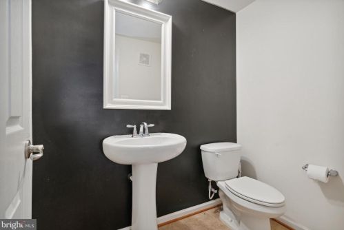 15097 Leicestershire St, Woodbridge VA  22191-6545 exterior