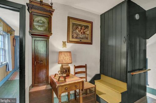 1917 Walnut Bottom Rd, Carlisle PA  17015-9624 exterior