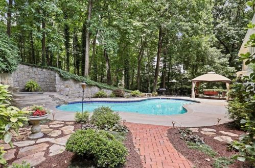 5700 Lake Island Dr, Atlanta GA  30327-4836 exterior