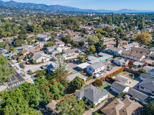 625 Mission St, Santa Barbara, CA 93101-3915