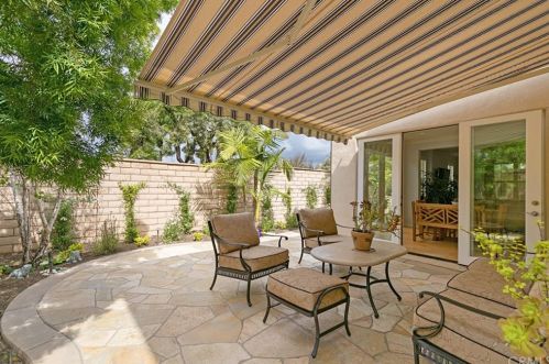 121 Blaze, Irvine CA  92618-1507 exterior