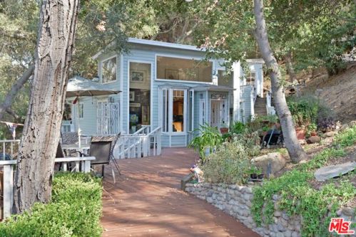 19877 Observation Dr, Topanga, CA 90290-3328