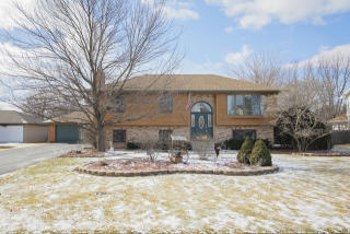 16318 Peerless Ct, Plainfield, IL 60586-9050