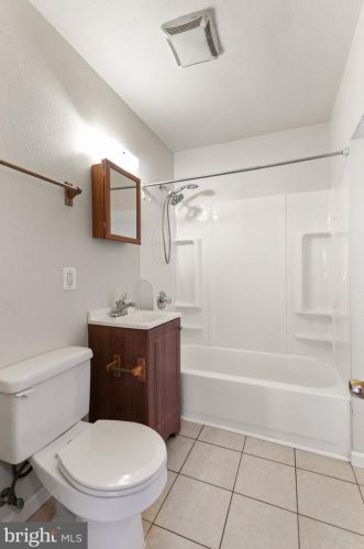 7 Aberdeen Ave, Aberdeen MD  21001-3817 exterior