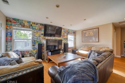 301 Hathway Ave, San Luis Obispo, CA 93405-1423