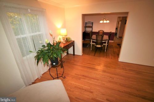 10405 Kinloch Rd, Silver Spring MD 20903-1243 exterior