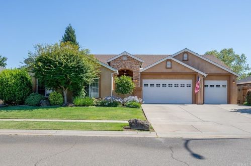 120 Copperfield Dr, Chico, CA 95928-9434