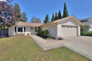 34440 Colville Pl, Fremont, CA 94555-3313