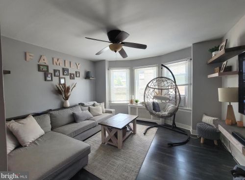 1126 Olden Ave, Trenton NJ 08610-2921 exterior