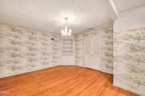 1168 Alma St, Glendale CA  91202-2054 exterior