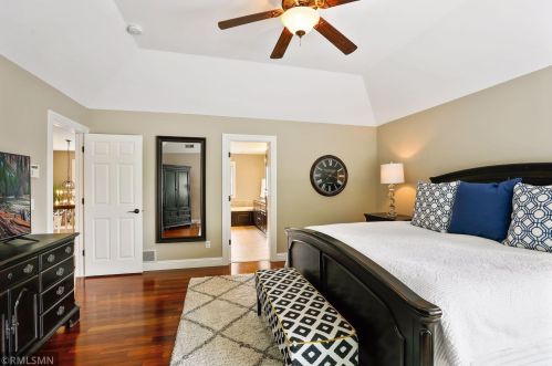 3528 Crestmoor Dr, Saint Paul MN  55125-5028 exterior