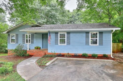 225 Colquitt St, Monroe, GA 30655-2519