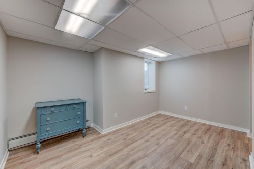1207 Charlton St, Saint Paul MN  55118-2922 exterior