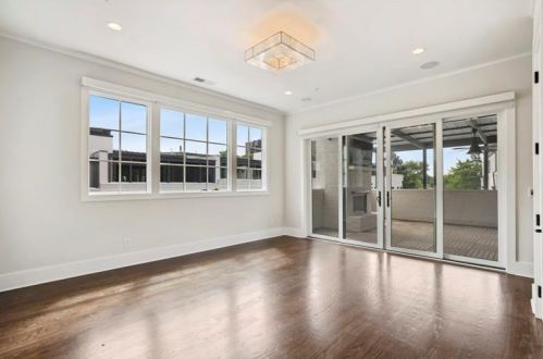 1074 Abington Ct, Atlanta GA  30319 exterior