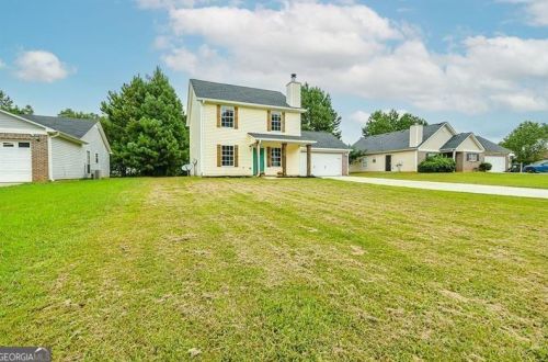 5484 Denny Dr, Atlanta GA  30349-5223 exterior