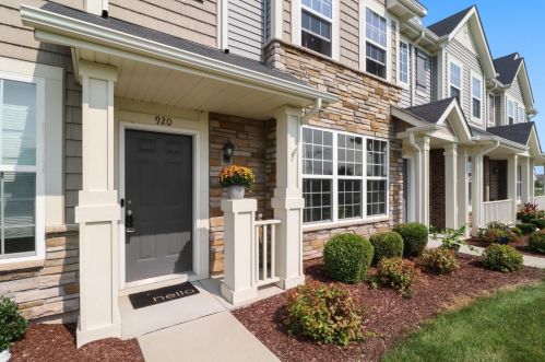 920 114th Pl, Crown Point, IN 46307-7147