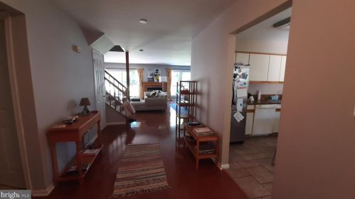 7 Towpath Ct, Princeton NJ  08540-7051 exterior