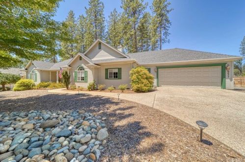 6477 Alexander Ct, Paradise, CA 95969-3667
