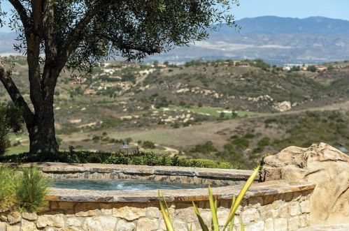 74 Golden Eagle, Irvine CA  92603-0309 exterior