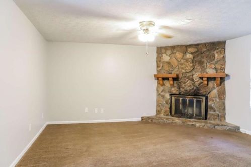 6742 Ivy Log Dr, Austell GA  30168-5806 exterior