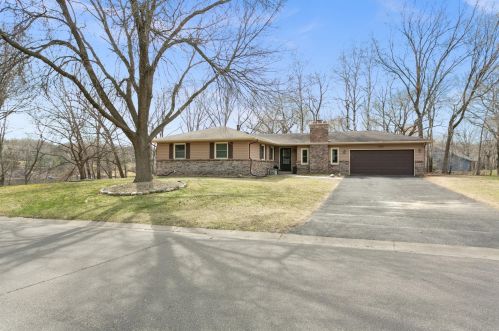 4305 Dunrovin Ln, Saint Paul MN 55123-1727 exterior