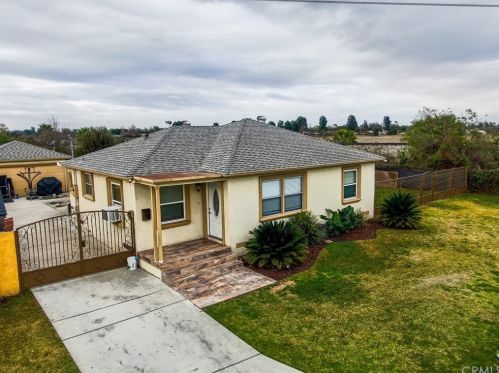 10114 Loch Lomond Dr, Whittier, CA 90606-1223
