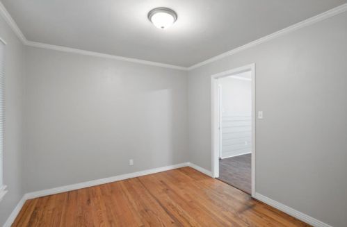7031 Richlynn Ter, Fort Worth TX  76118-5119 exterior