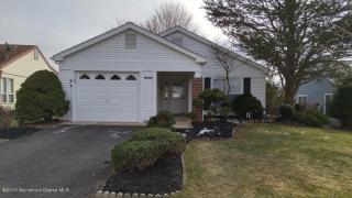 67 Red Hill Rd, Lakehurst, NJ 08759-6617
