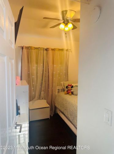 250 Madison St, Tinton Falls NJ exterior