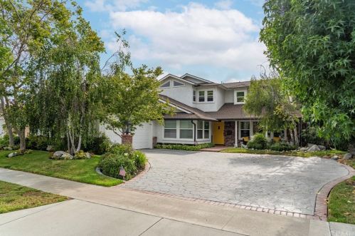 12132 Foster Rd, Los Alamitos, CA 90720-4602