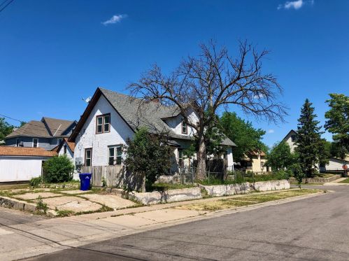505 Avon St, Saint Paul MN  55104-2701 exterior