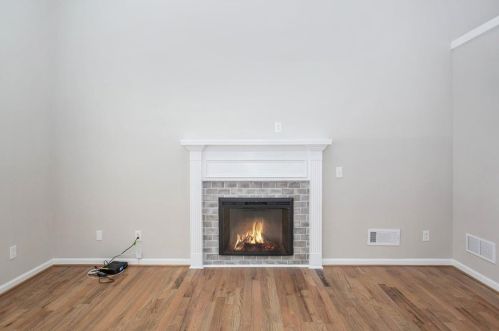 607 Federal Ter, Atlanta GA  30315-4413 exterior