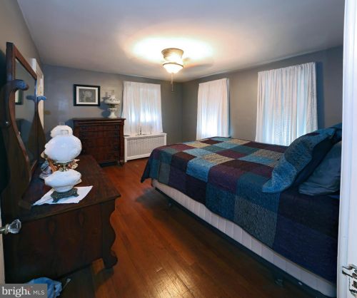 25 Roosevelt Blvd, Lancaster PA  17601-4039 exterior