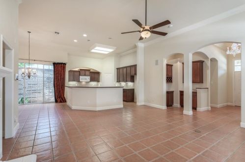 1726 Morning Glory, Carrollton TX 75007-1420 exterior