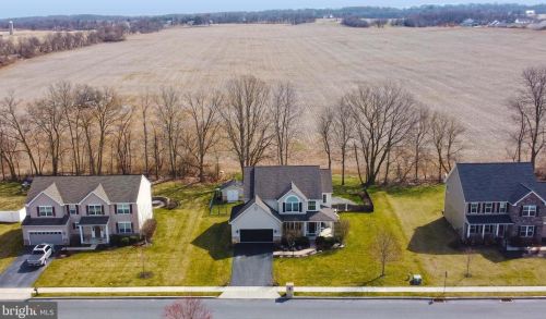 115 Bellows Dr, Carlisle, PA 17015-8953