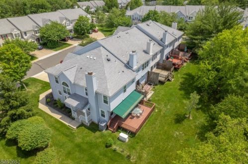 105 Castleton Rd, Princeton, NJ 08540-1659