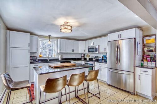 196 Turkey Farm Rd, Blue Hill, ME 04614-5203